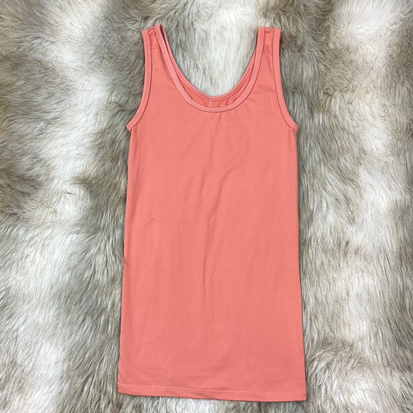 Morgan Stewart Sport Sleeveless Scoop Neck Tank Top, Small - Picture 5 of 10